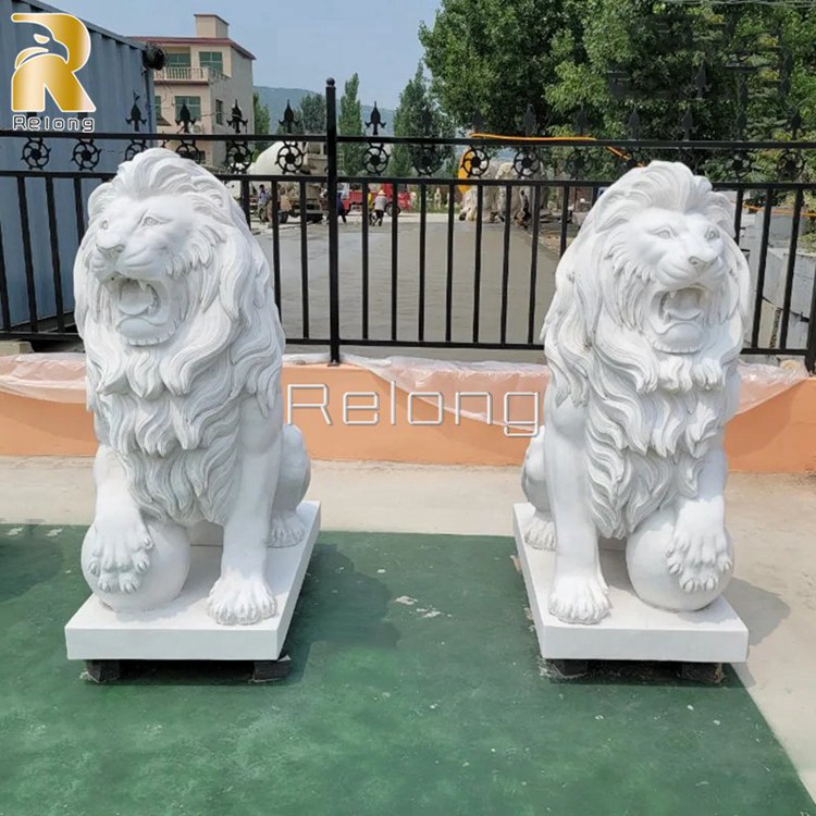 Life-size White Marble Lion Statue for Home Entrance MLS-001