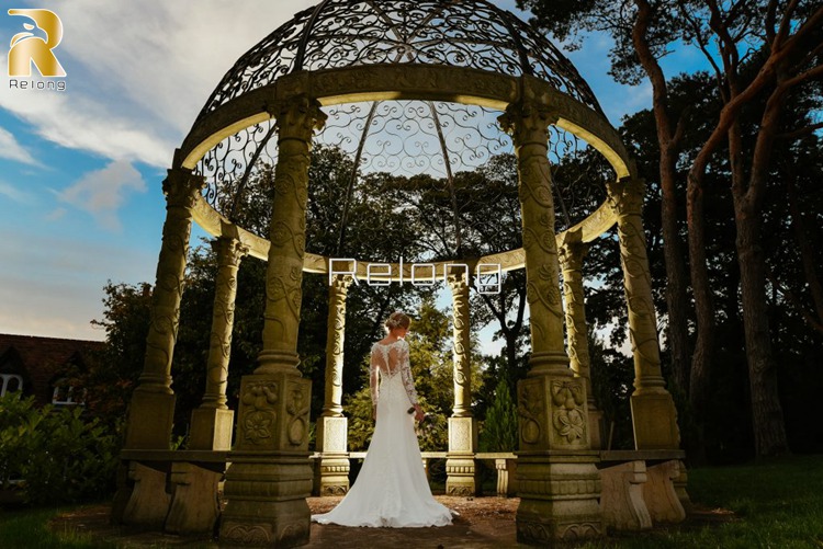 outdoor gazebo wedding decor-2