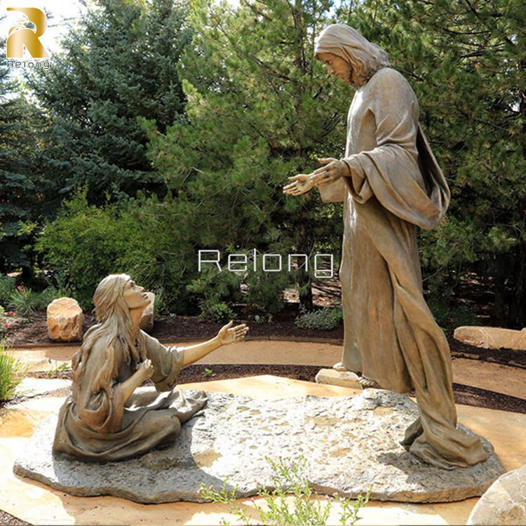 outdoor religious statues