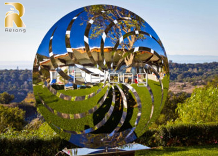 outdoorstainless steel sculpture