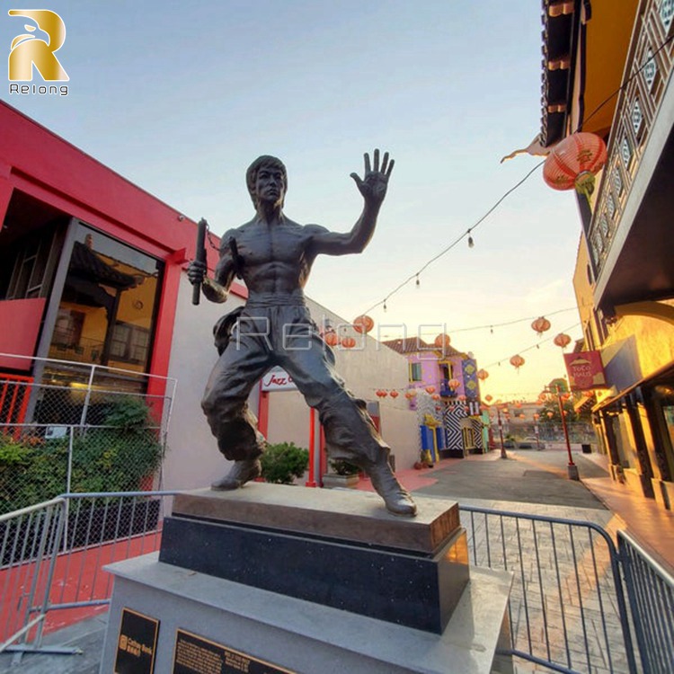 bruce lee sculpture-1