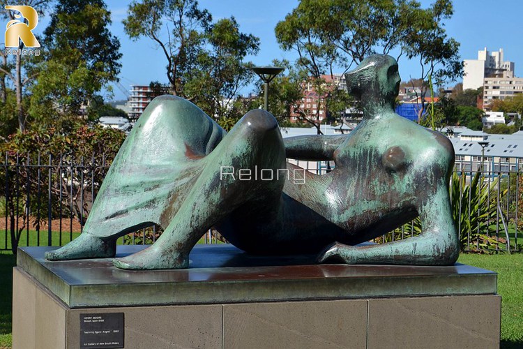 henry moore bronze sculpture