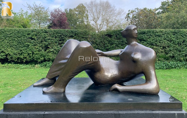 henry moore large reclining figure