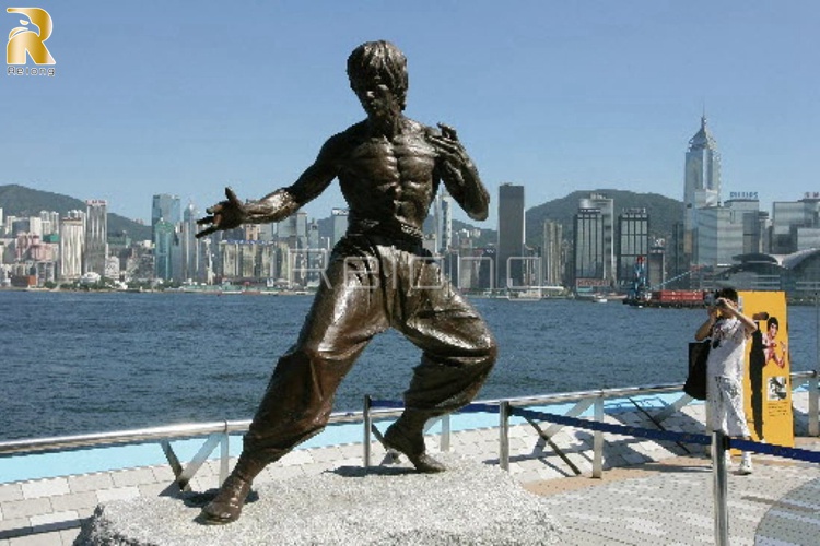 large bruce lee statue