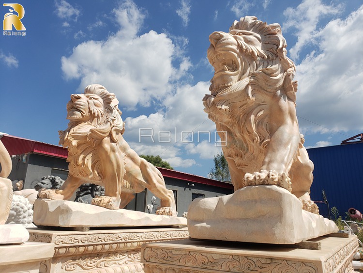 large outdoor lion statue for sale.