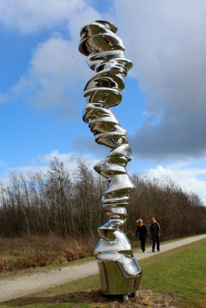 6-outdoor metal Point of View Sculpture