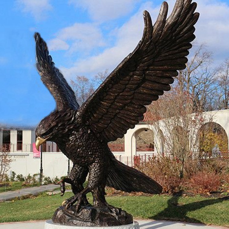 eagle-garden-statues-outdoor-1