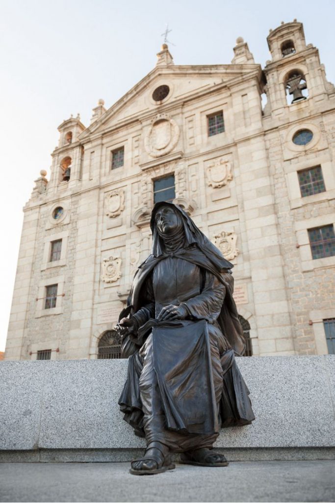 bronze mother teresa sculpture