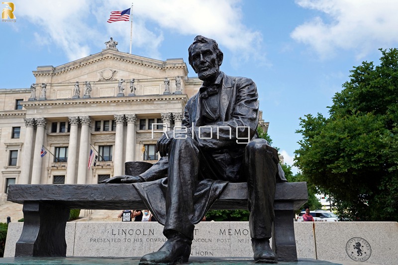 bronze Lincoln President Sculpture