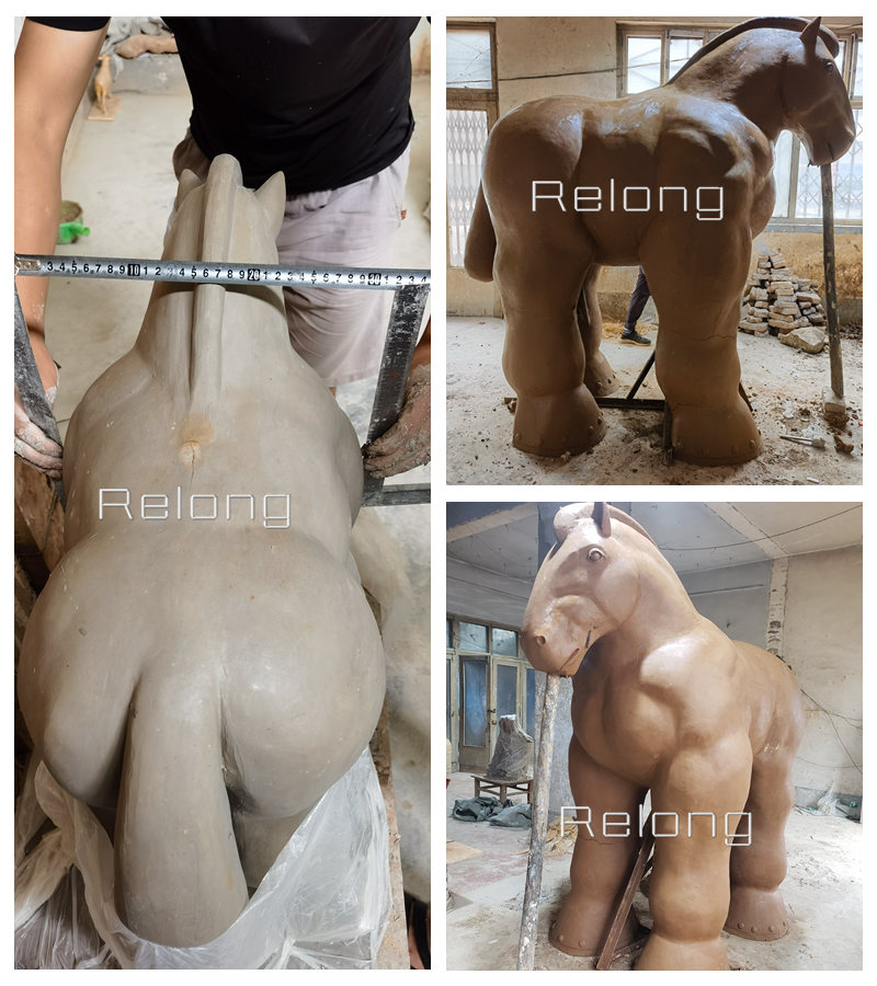 clay model of the botero horse sculpture