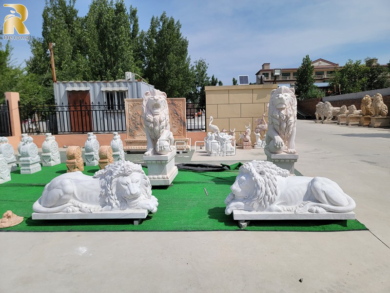 large outdoor lion statue for sale -1