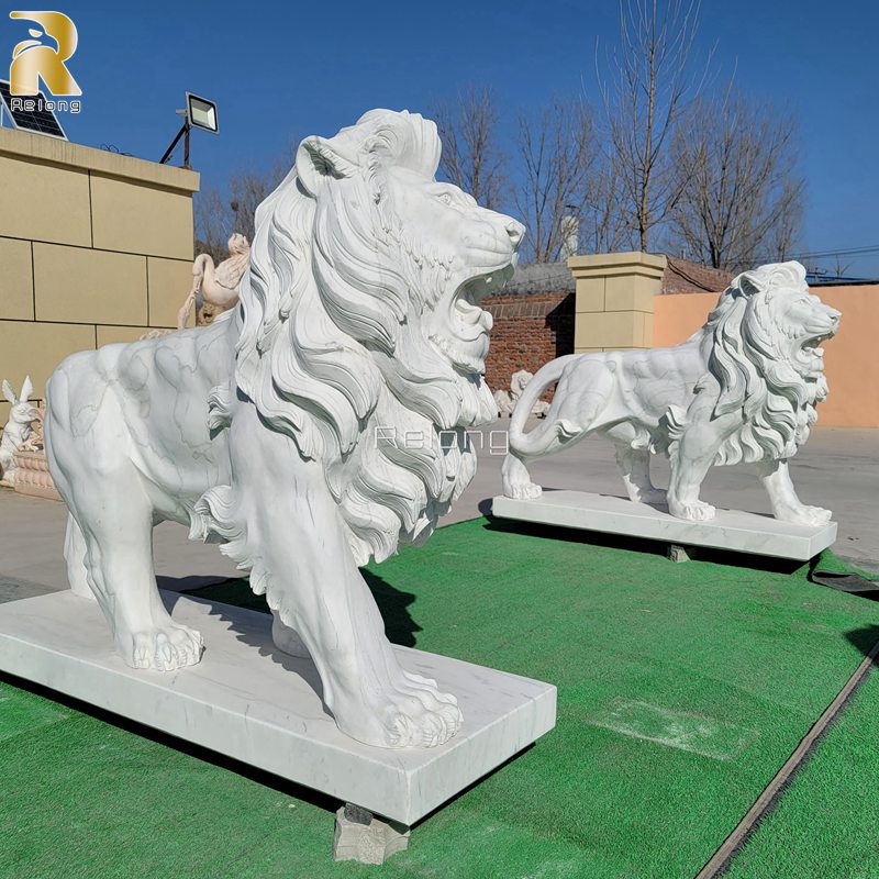 outdoor lion statue for home entrance