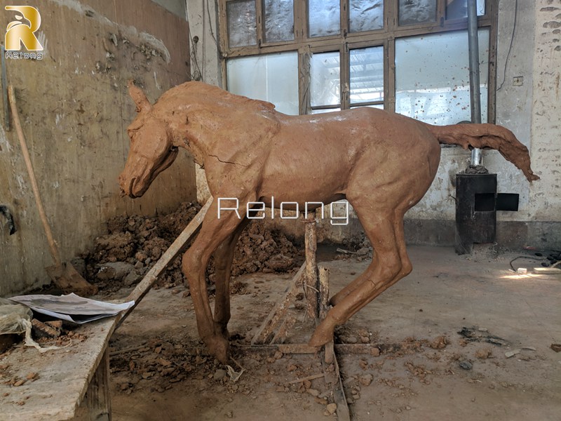 realistic clay model of bronze horse sculpture