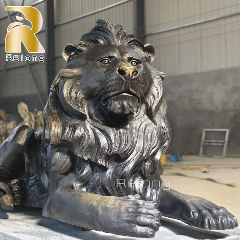 bronze casting large outdoor lion statues