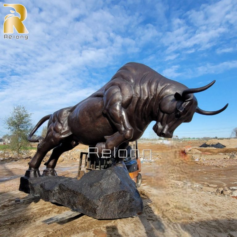 outdoor large bull sculpture