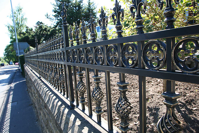 Factory direct supply cast iron fence post black iron railing for sale 