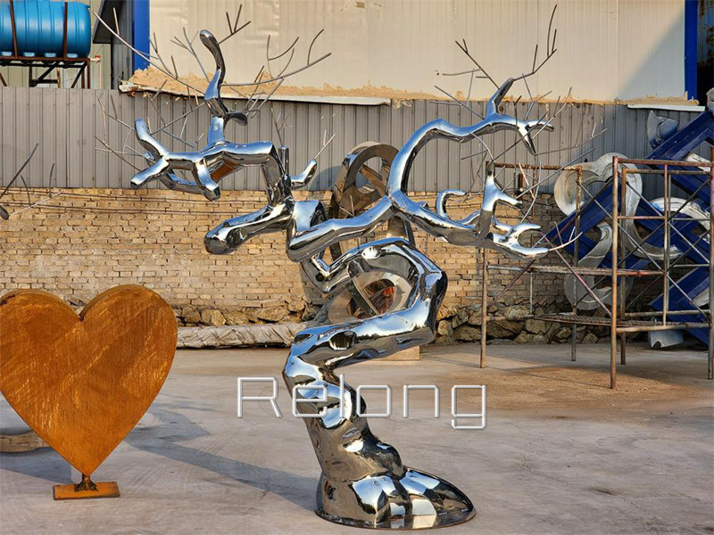 life size free standing tree sculpture