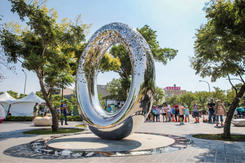 outdoor modern metal ring sculpture