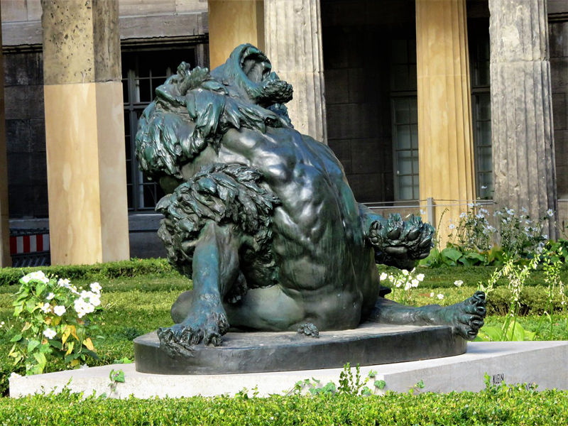 cast bronze Hercules stateu