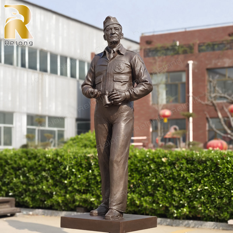 custom famous bronze statues (2)