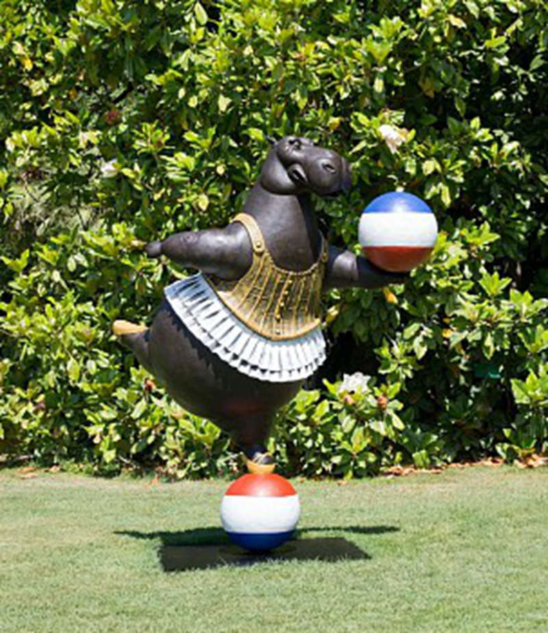 bronze hippo ballerina sculpture for outdoor decor (10)