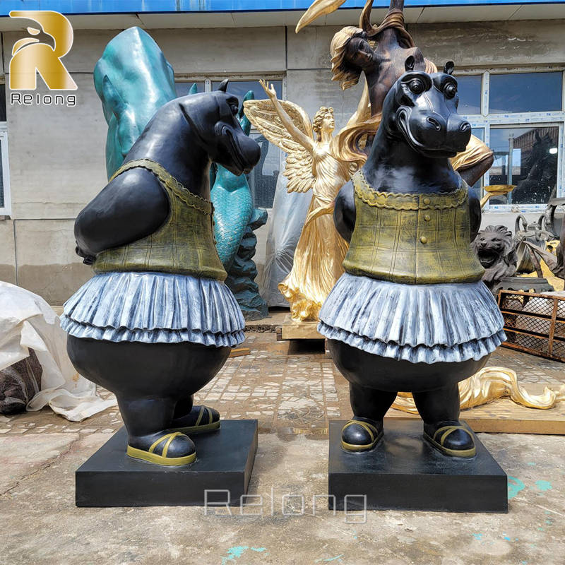 hippo ballerina statue