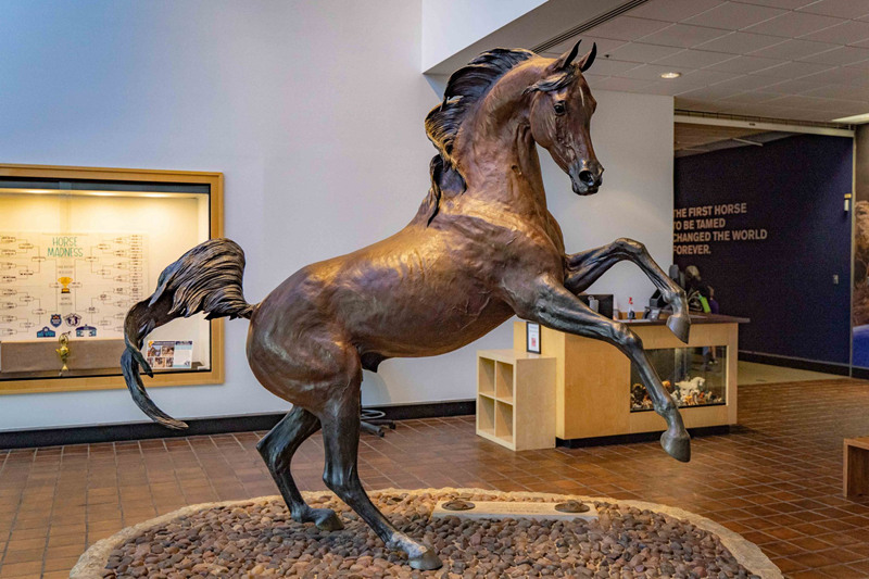 bronze horse sculpture for living room decoration