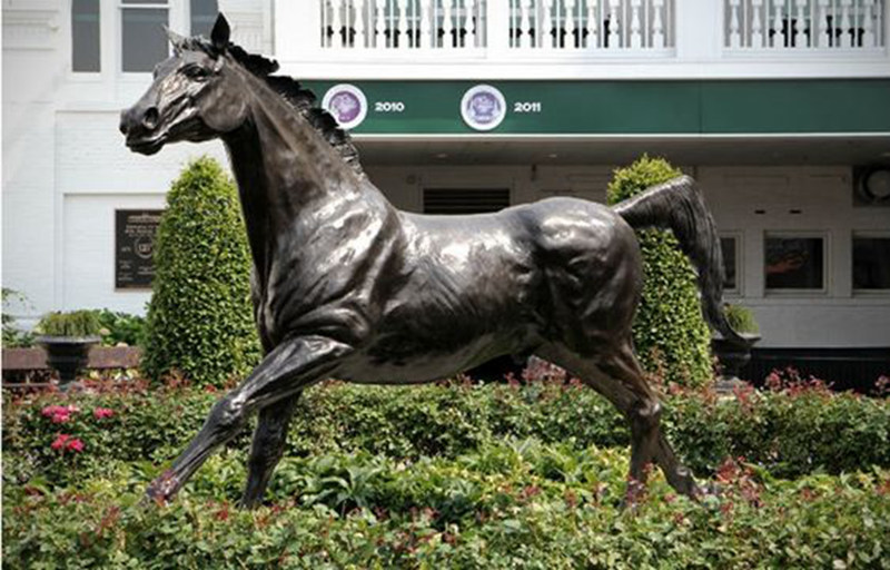 bronze horse sculpture for outdoor entryway decor