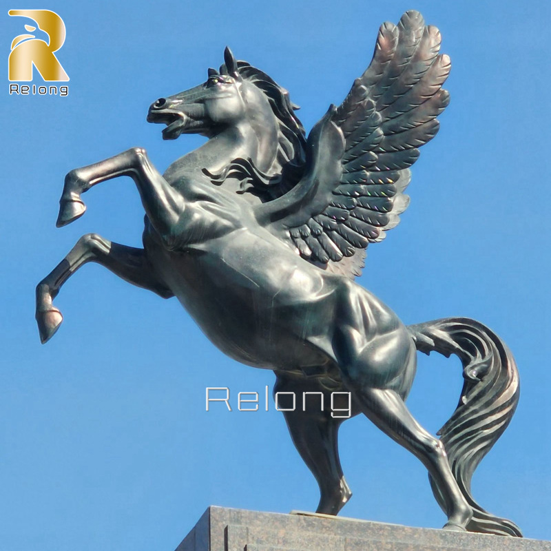 mejestic bronze pegasus statue