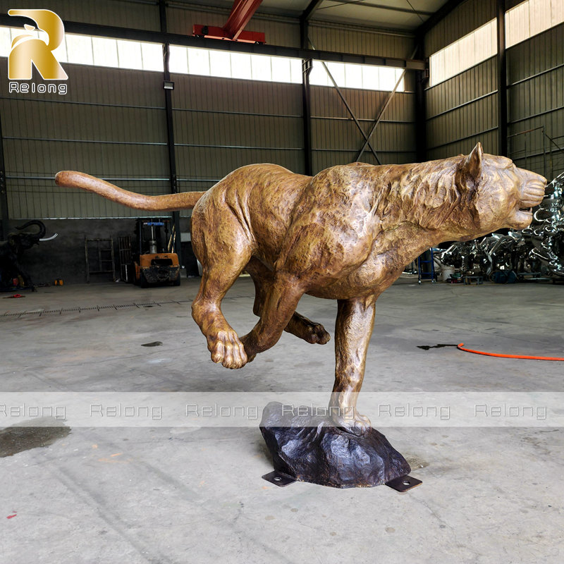 puma sculpture at Relong factory