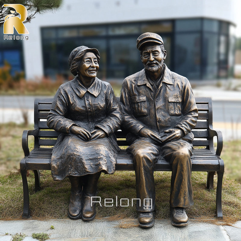 bronze cast couple sculpture for outdoor decor